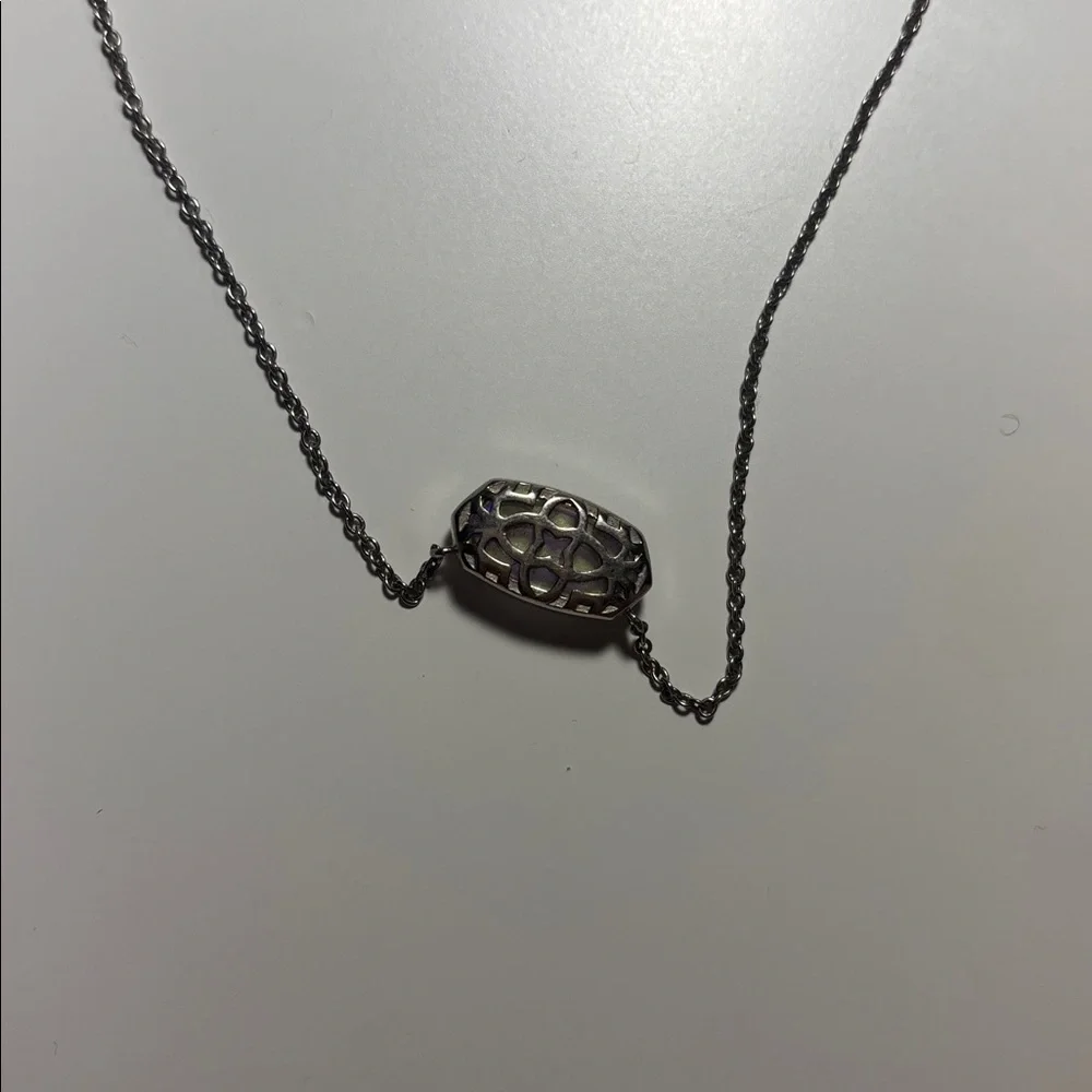 never worn before kendra scott silver iridescent necklace! - Picture 5 of 5